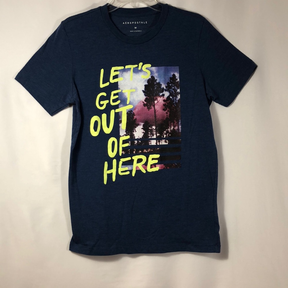 Aeropostale men’s blue graphic T-shirt size m